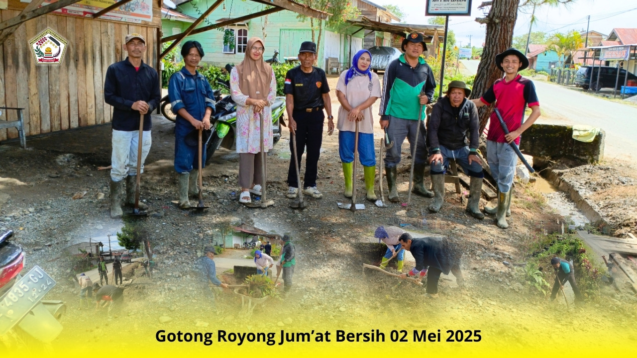 Gotong Royong Bersihkan Selokan dan Gorong-gorong di Dusun Sumber Makmur