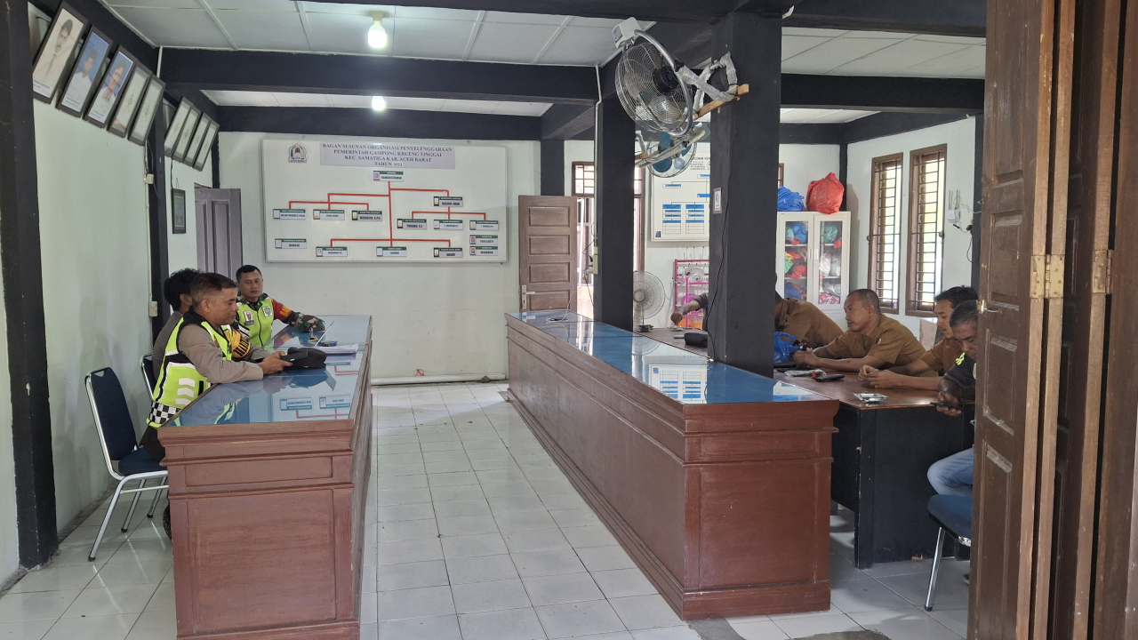 Kunjungan Babinsa dan Bhabinkamtibmas ke Gampong Krueng Tinggai
