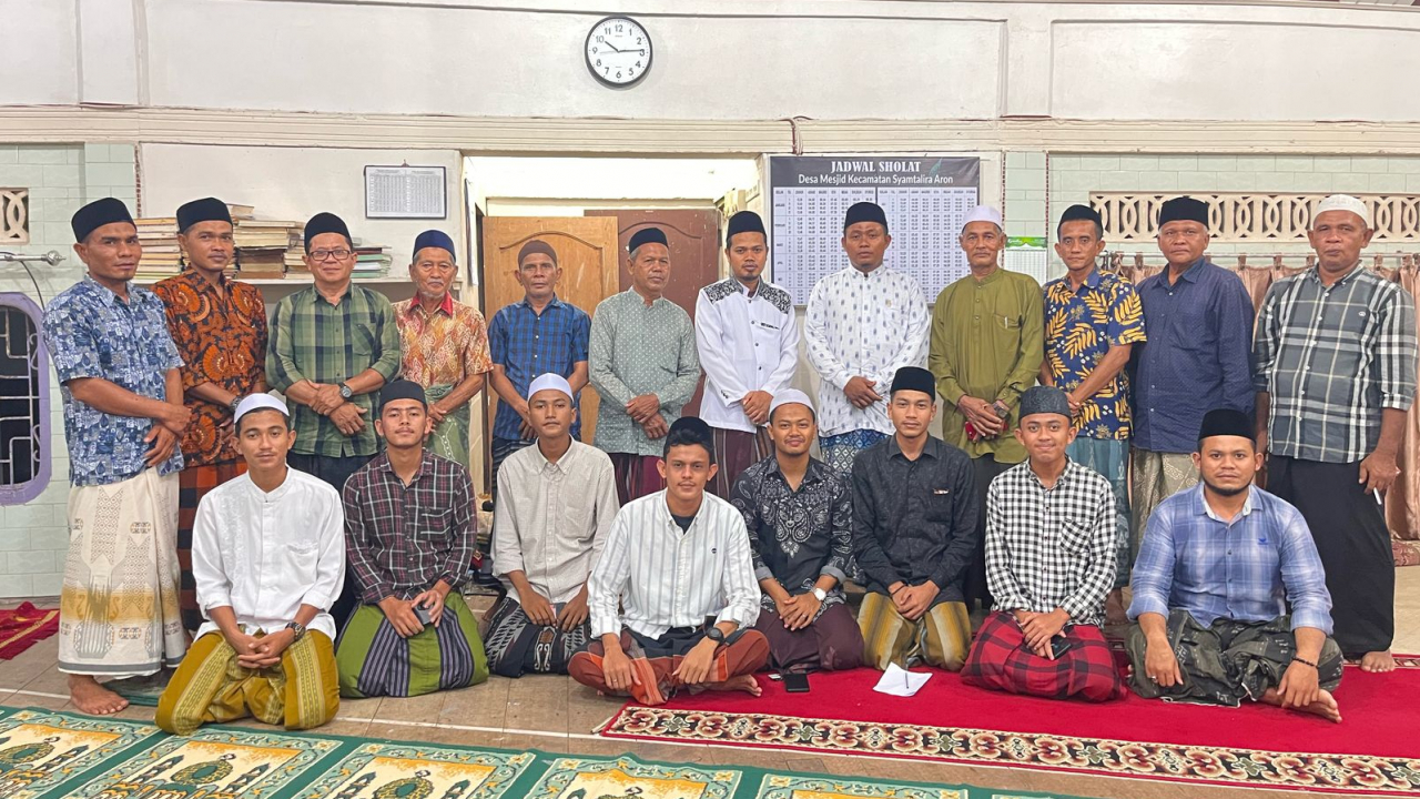 Safari Ramadhan IPPES Syamtalira Aron: Menebar Ilmu dan Kebahagiaan di Gampong Mesjid