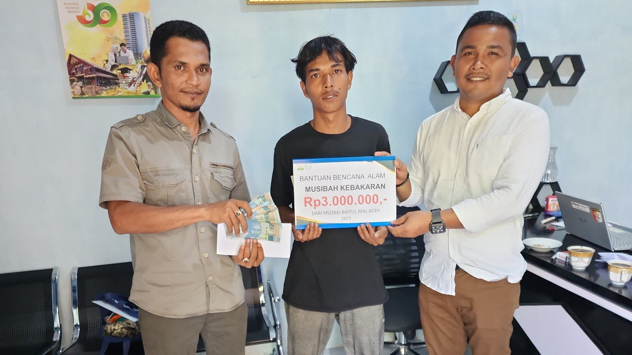 Korban Kebakaran Rumah Terima Bantuan Baitul Mal