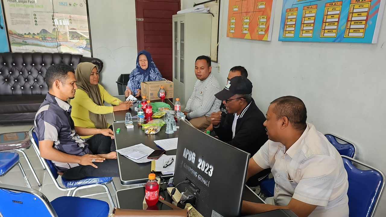 PLD Dan Camat Sawang Tinjau Kegiatan Pembangunan di Gampong Gunci