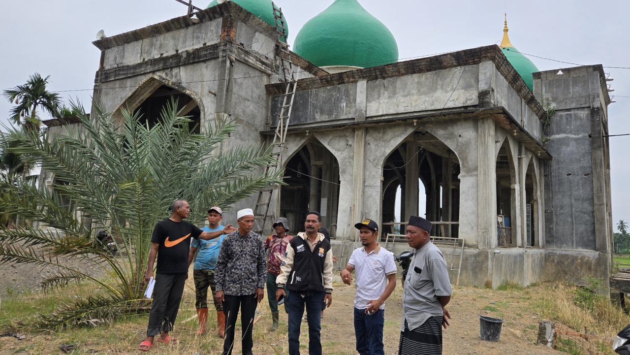 Pemerintah Gampong Gunci Tinjau dan Validasi Lokasi Pembangunan Pagar Masjid Bantuan Pemkab Aceh Utara Tahun 2026
