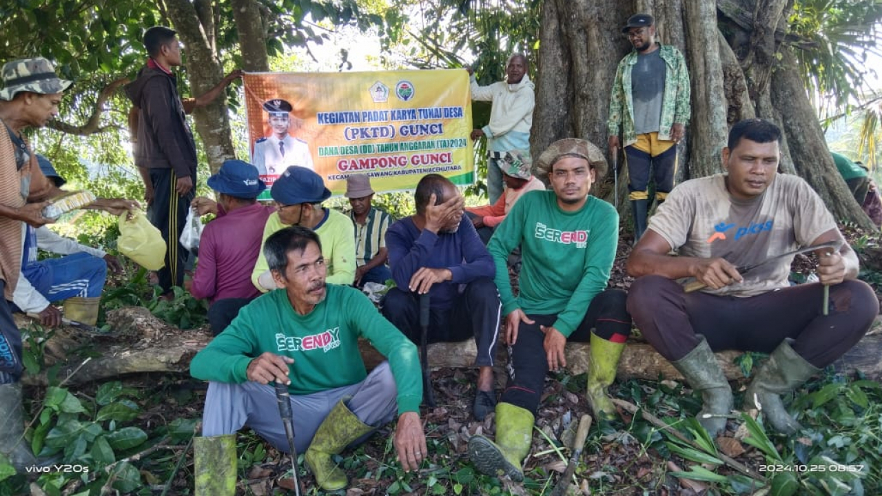 Pemerintah Gampong Gunci Gelar Kegiatan Padat Karya Tunai Desa