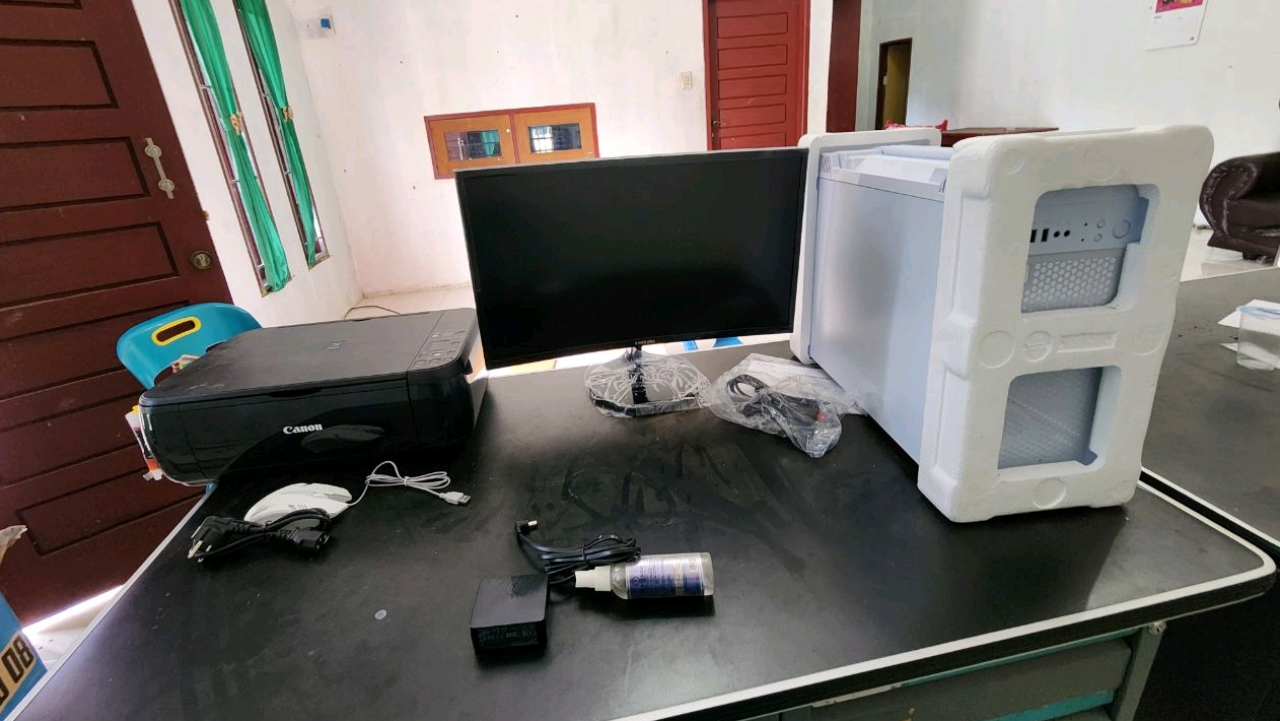 Pengadaan Komputer Kantor Geuchik Gunci