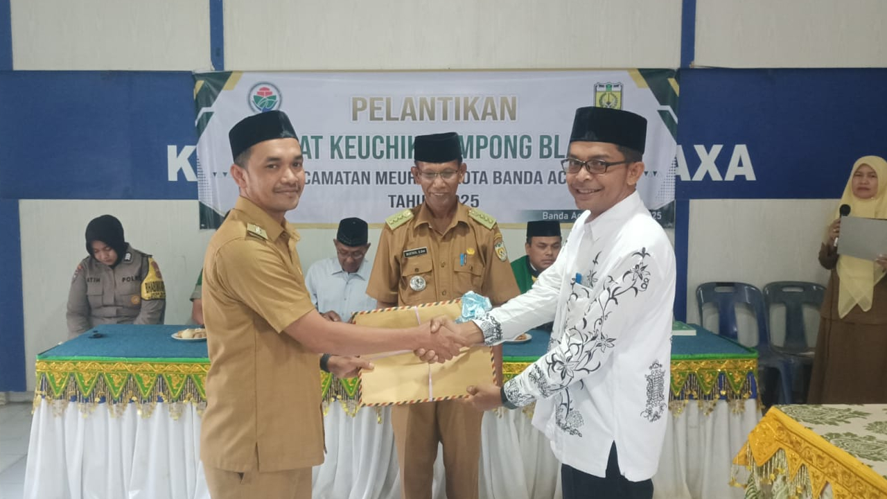 Miswardani, S.E., M.Si Jabat Pj Keuchik Blang Oi: Serah Terima Jabatan