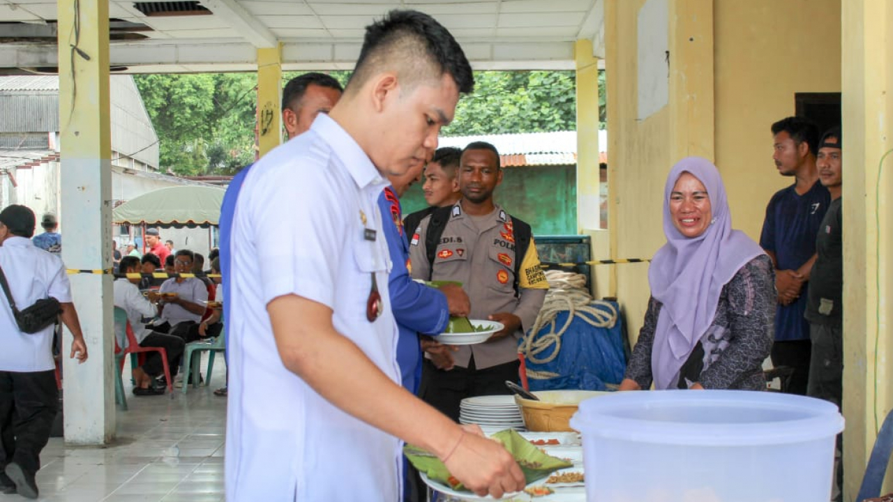 Khanduri Adat Laot di TPI Pasiran