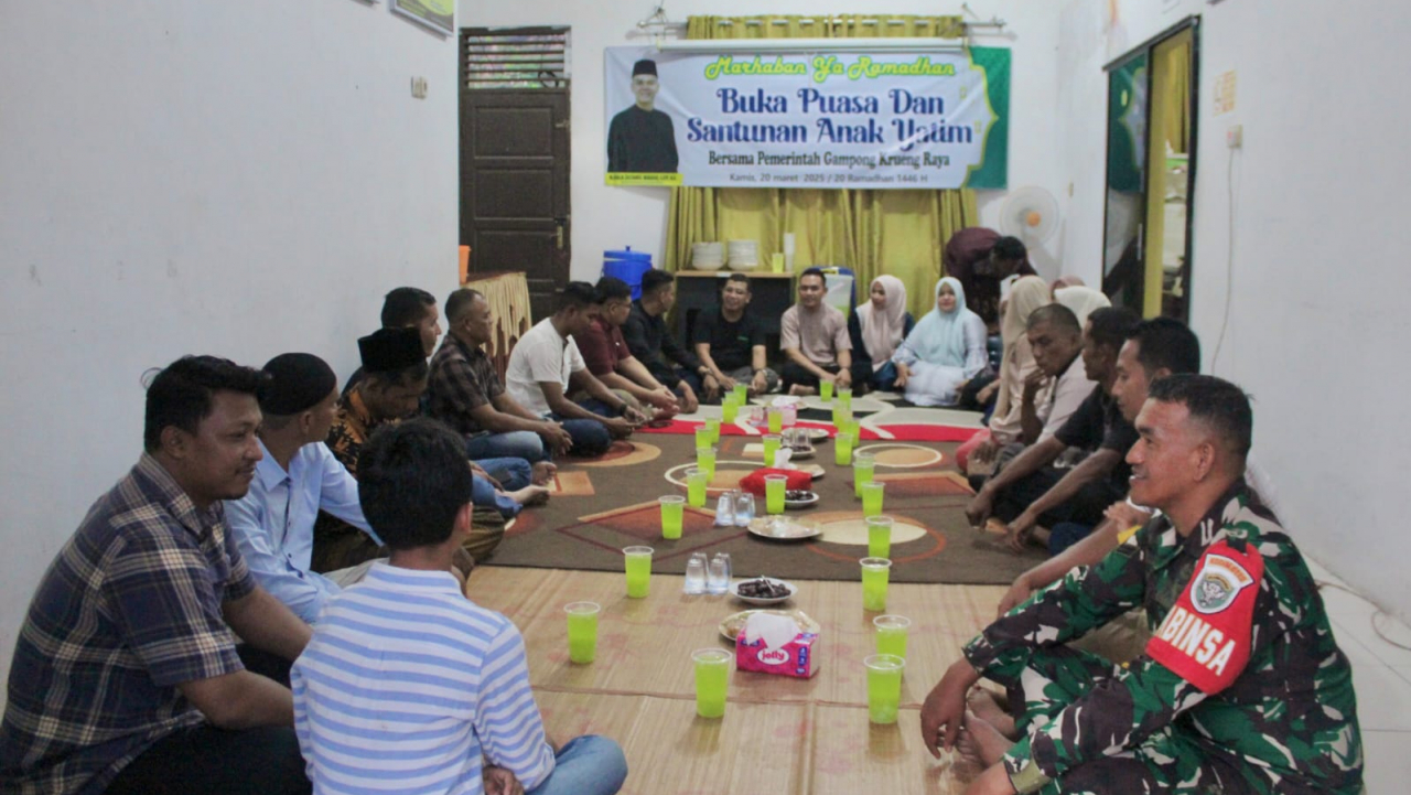 Buka Puasa Bersama Perangkat Gampong Dan Santunan Anak Yatim