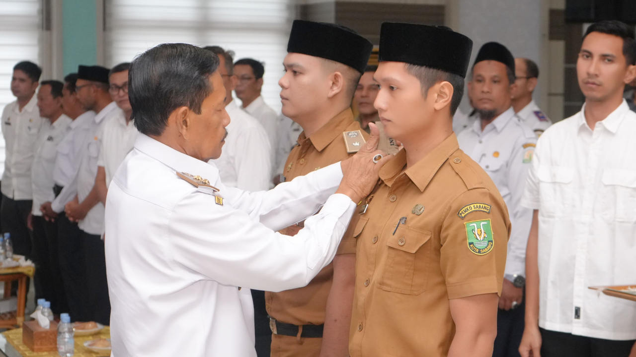 Wakil Wali Kota Sabang Lantik 11 Pj Keuchik, Khalik Mubaraq Kembali Pimpin Gampong Krueng Raya