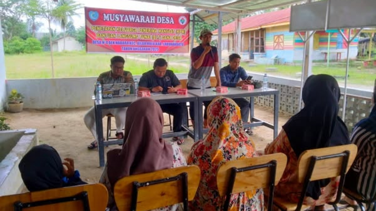 Pemerintah Desa N-4 Aek Nabara Adakan Musdes Penetapan KPM BLT Dana Desa Tahun Anggaran 2025