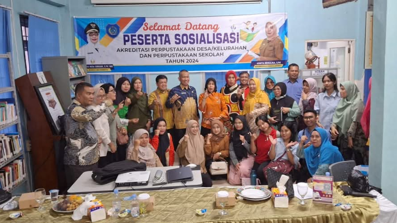 Sosialisasi Akreditasi Oleh Dinas Perpustakaan