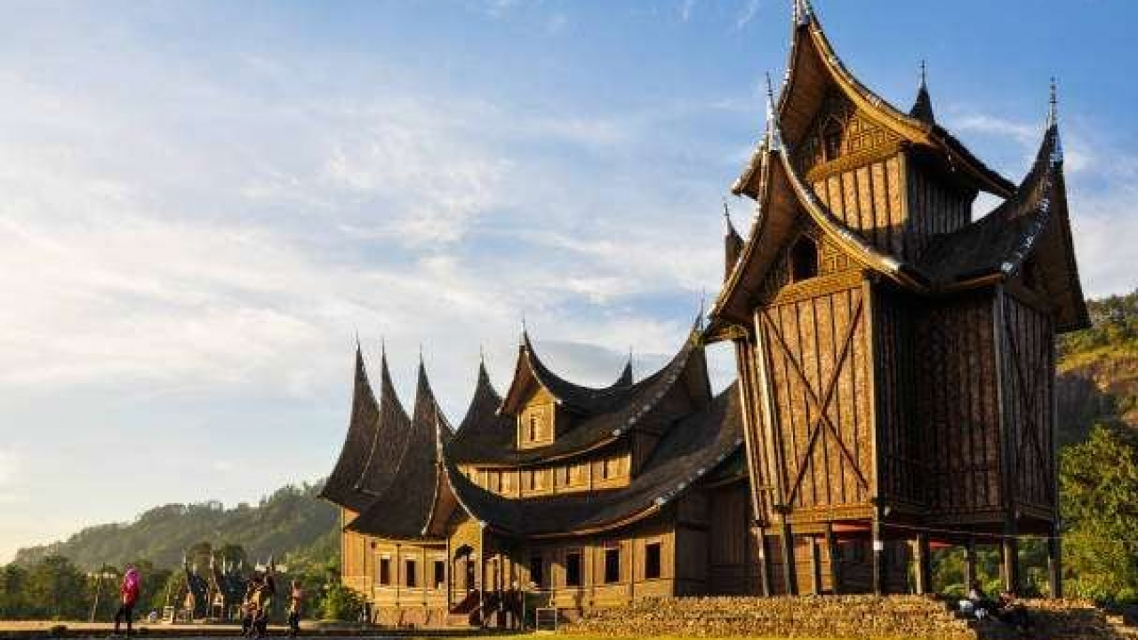 7 FALSAFAH MINANG YANG RELEVAN DENGAN ZAMAN NOW