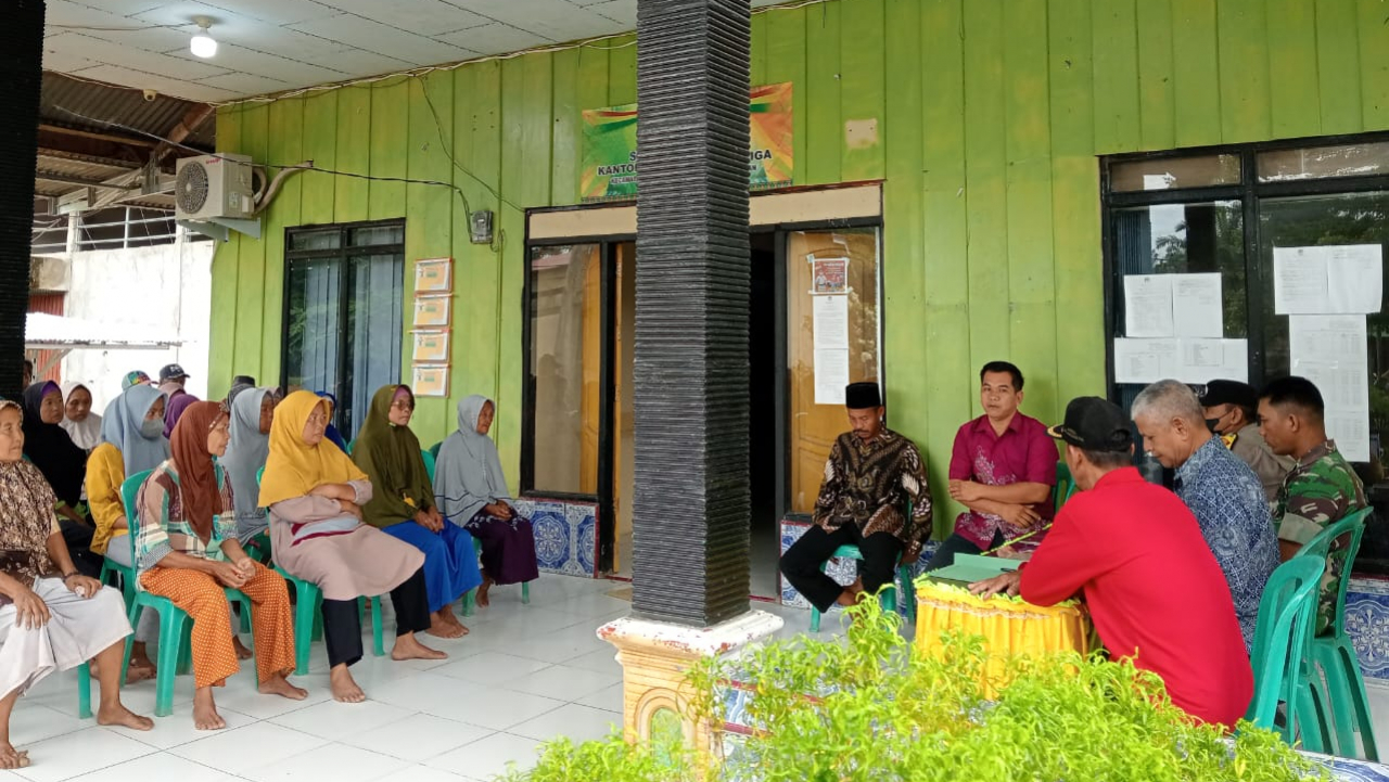 PEMBAGIAN BANTUAN LANGSUNG TUNAI DANA DESA TAHAP 4 TAHUN 2024