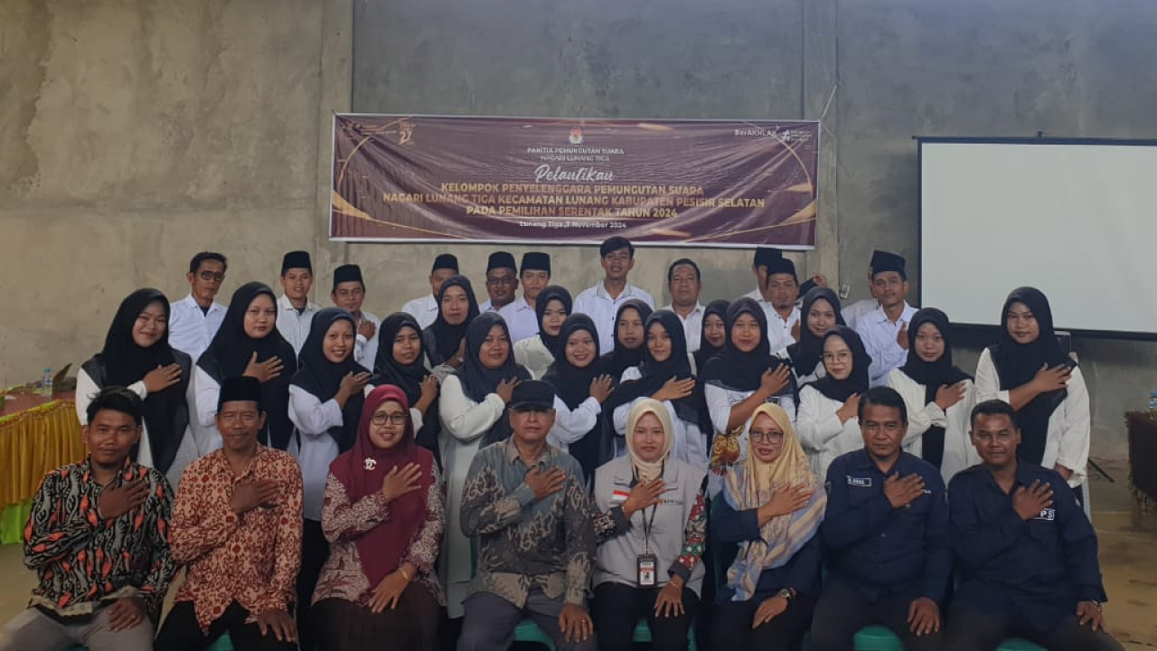 PELANTIKAN DAN PENGAMBILAN SUMPAH CALON ANGGOTA KPPS NAGARI LUNANG TIGA UNTUK PILKADA TAHUN 2024