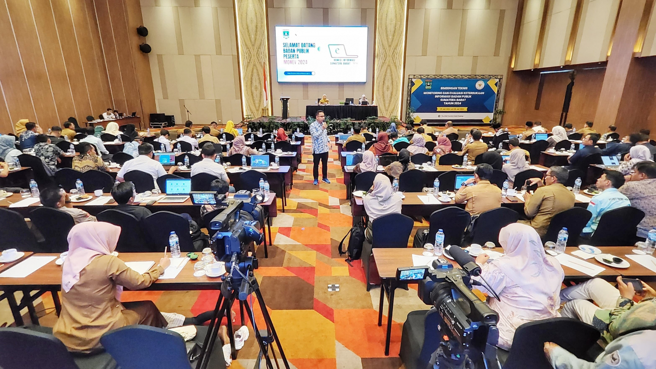 BIMTEK BADAN PUBLIK SE SUMATERA BARAT UNTUK MONEV 2024