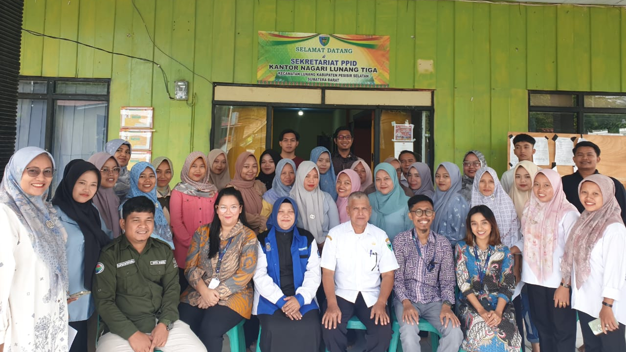 RUANG KOMUNITAS DIGITAL DESA LUNANG TIGA KUNJUNGAN TIM PUSDAING KEMENDES DAN RELAWAN TIK