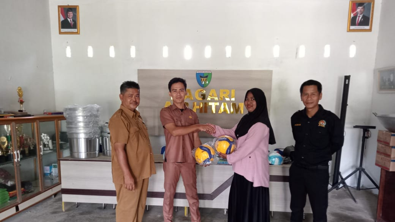 Pemuda Air Hitam Dapat Peralatan Olahraga Baru!