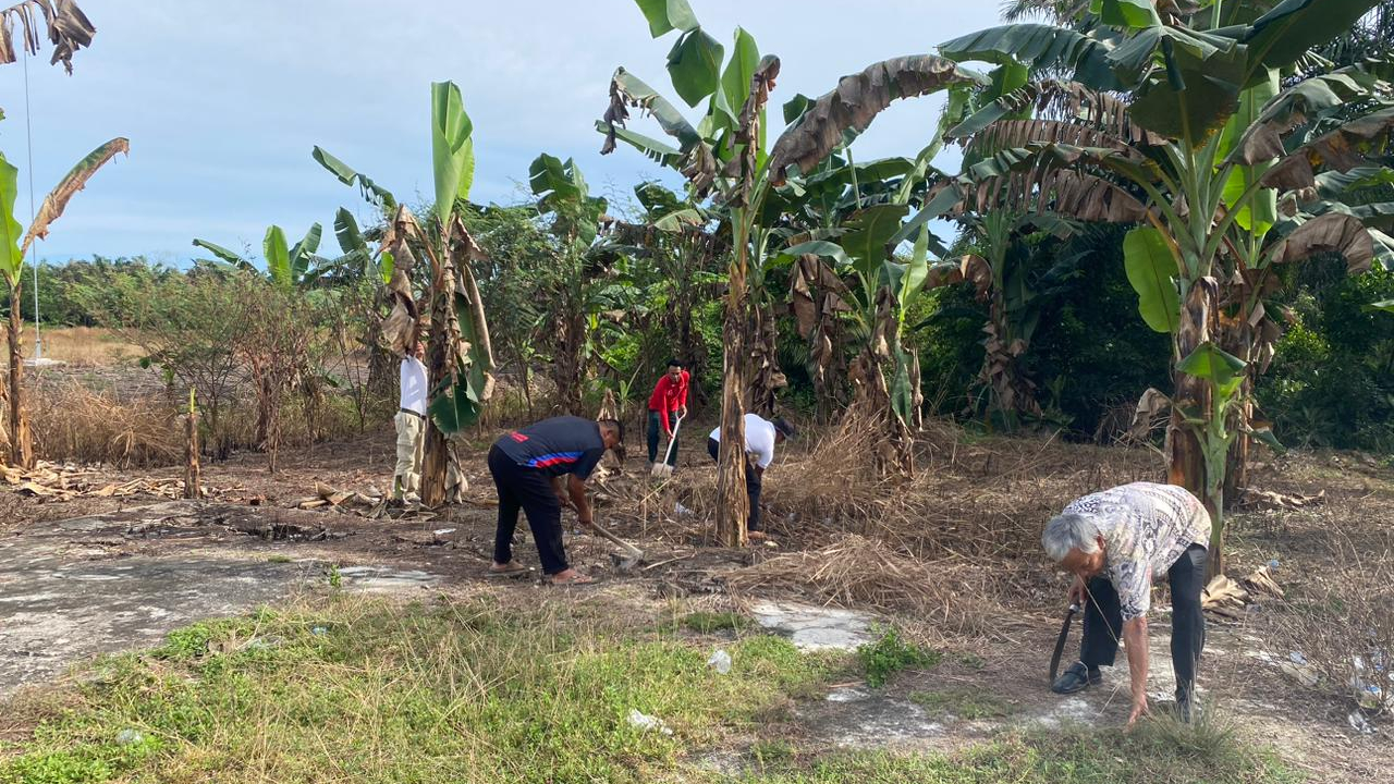 Judul: Jumat Bersih: Nagari Air Hitam Gotong Royong!