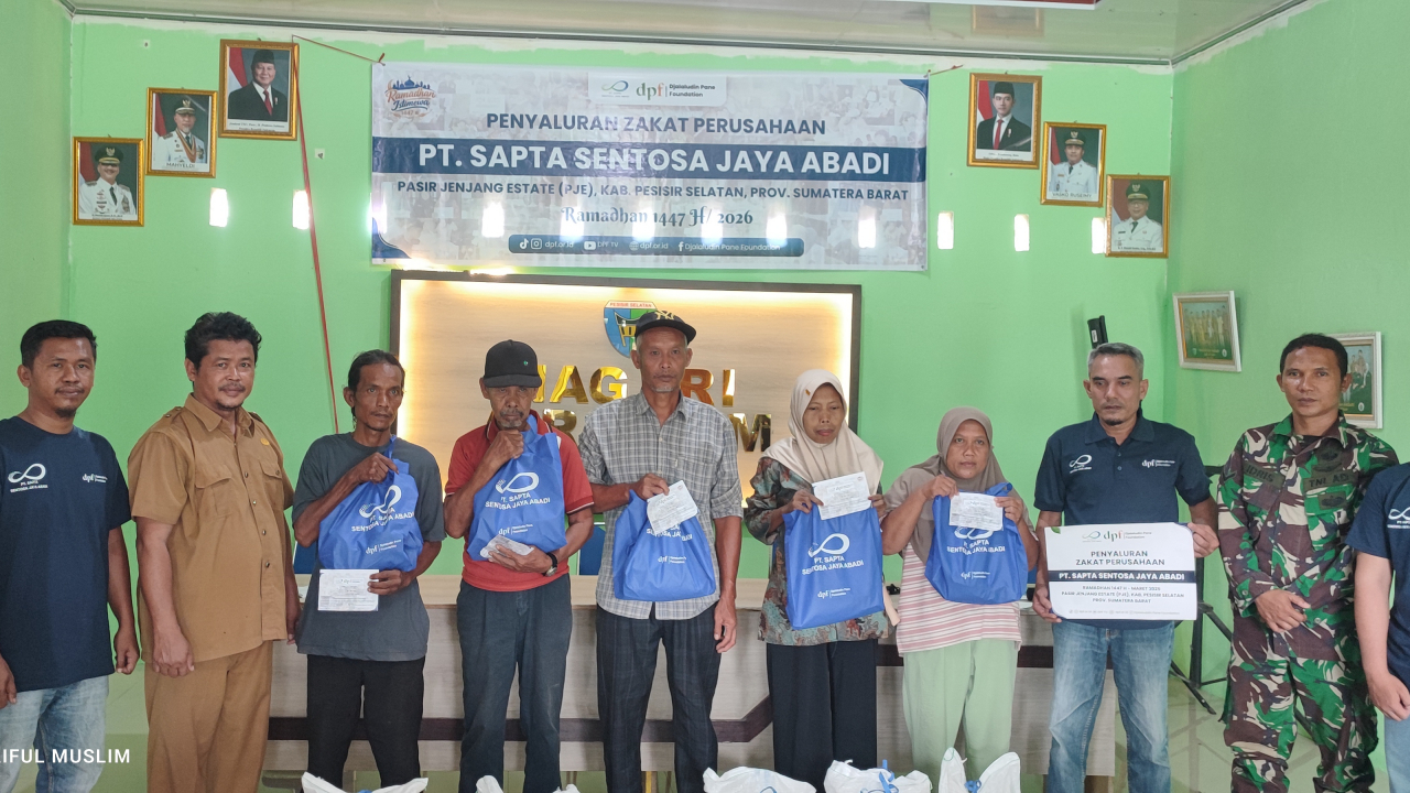 Zakat Perusahaan Bantu Warga Air Hitam Sambut Lebaran