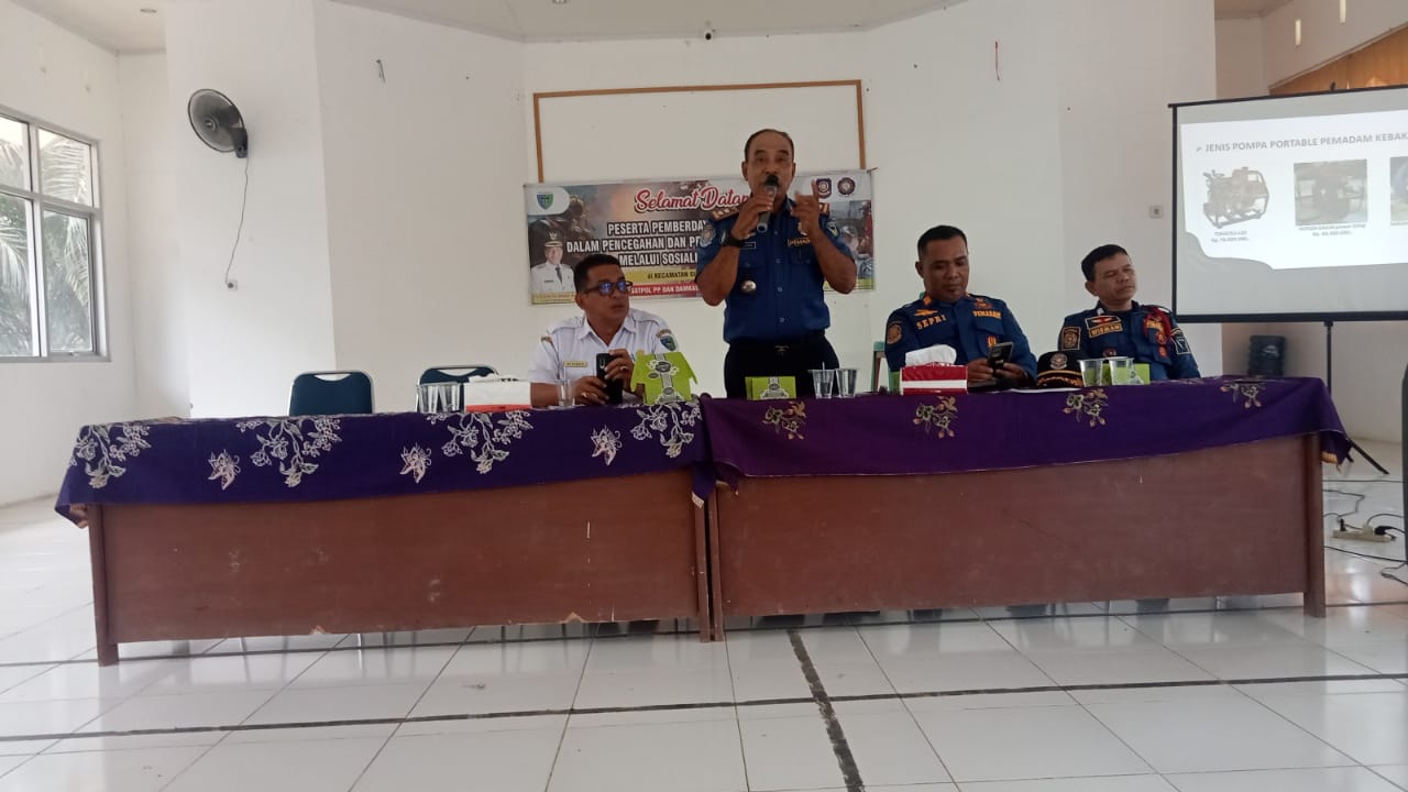 Relawan Pemadam Kebakaran Nagari Air Hitam Ikuti Sosialisasi Pemberdayaan Masyarakat