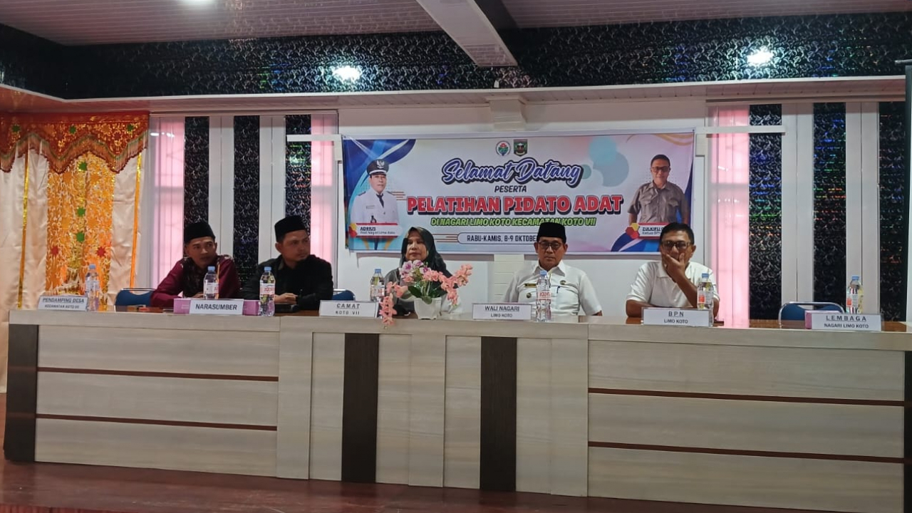 KEGIATAN PELATIHAN PIDATO ADAT