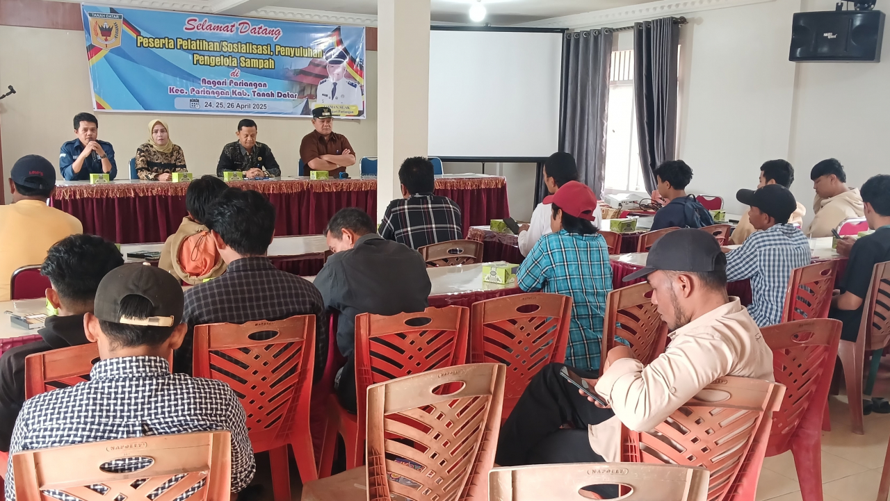 Pelatihan Pengelolaan Sampah Bersumber Dana Desa di Nagari Pariangan