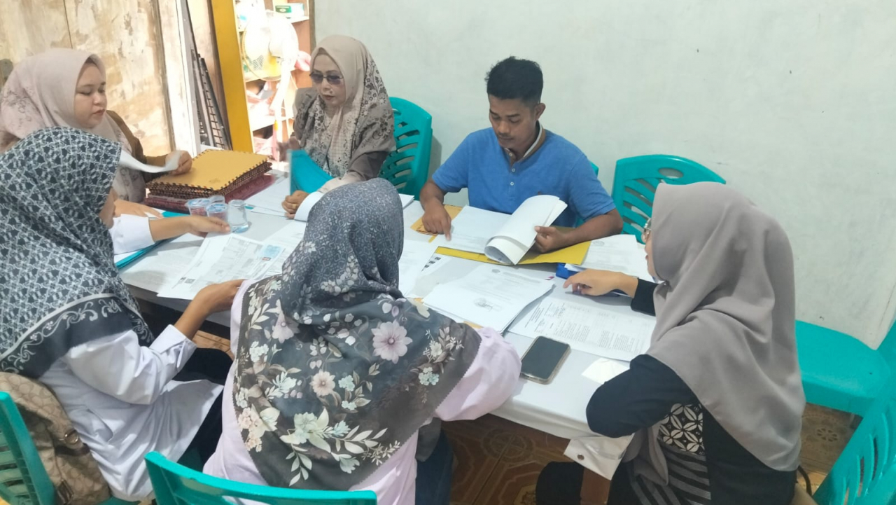 PANITIA LAKUKAN SELEKSI ADMINISTRASI BAKAL CALON WALI NAGARI PAUH KAMBAR 2026
