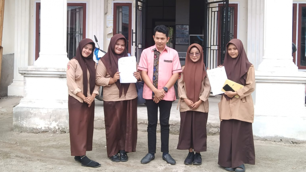 SMKN 1 Guguk Lakukan Kunjungan Belajar ke Kantor Wali Nagari Koto Tangah Simalanggang