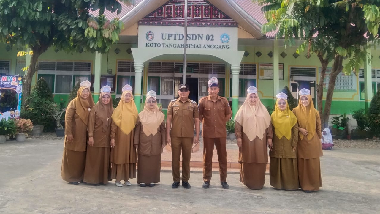 Wali nagari Pimpin Upacara Hari Pertama Sekolah, Resmikan Pembukaan MPLS 2026 di SD Negeri 02 Koto Tangah Simalanggang