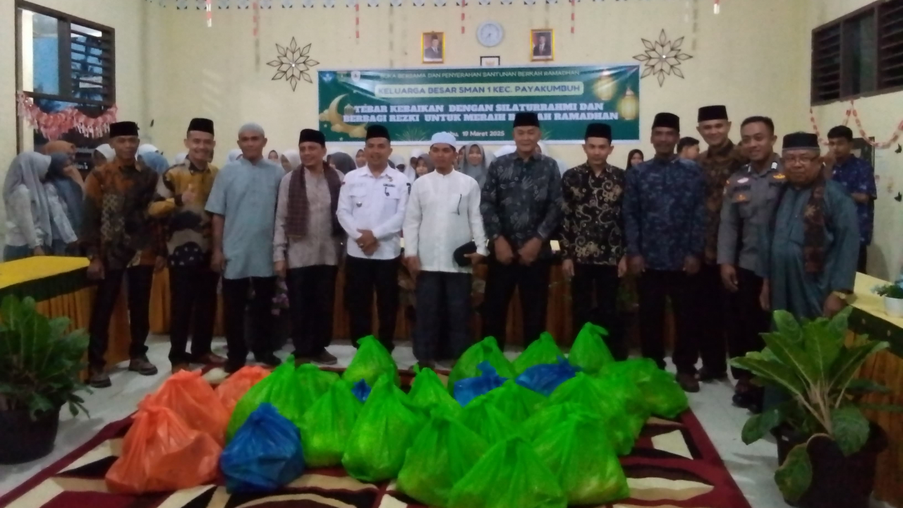 SMA N 1 Kecamapatan Payakumbuh Gelar Buka Bersama dan Santuni Siswa Kurang Mampu di Bulan Ramadan