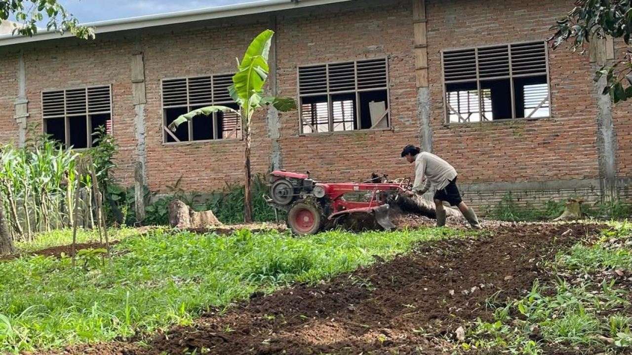 BUMNag KOTASIMA Permudah Petani dan Warga Lewat Program Olah Lahan dan Beras Berkualitas