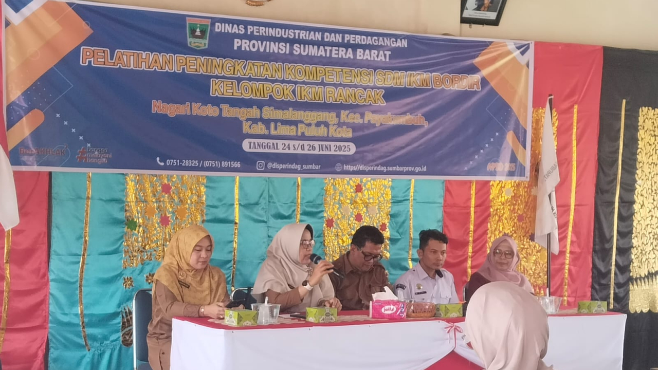 Pelatihan Khusus Bordir untuk IKM Rancak: Sinergi Disperindag Sumbar dan Hj. Aida