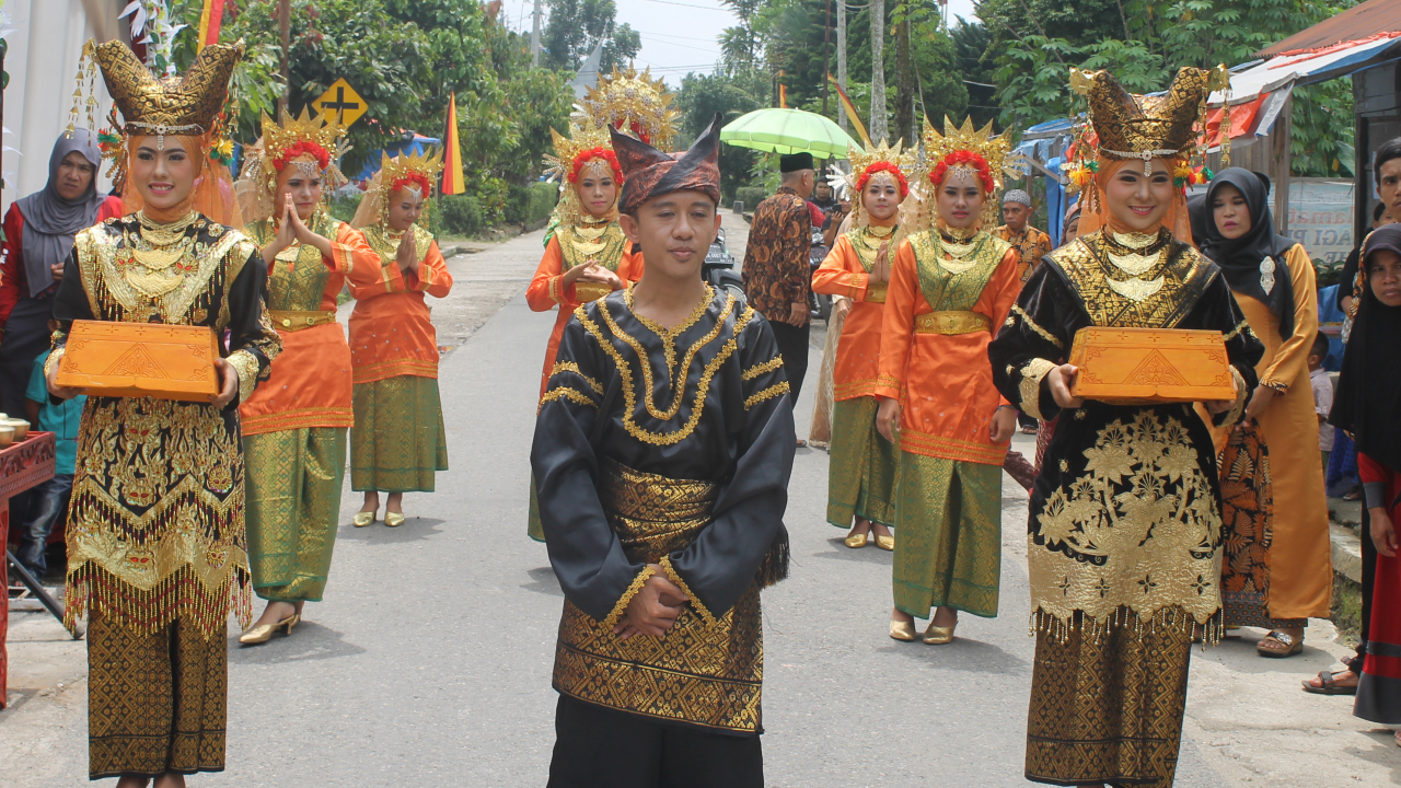 Sangar Shyamalagangga: Keindahan Seni Tari dan Musik Tradisional Minangkabau di Nagari Koto Tangah