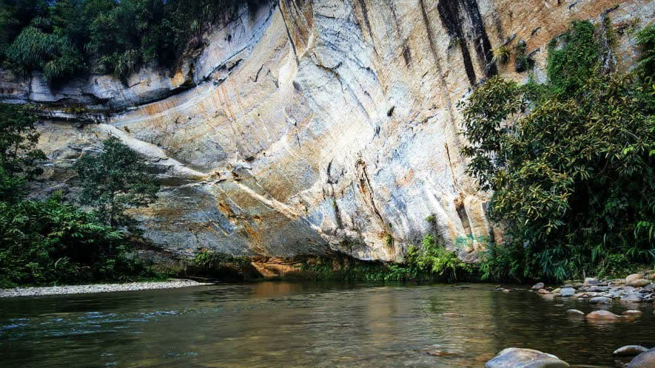 NGARAI SIALANG BATU
