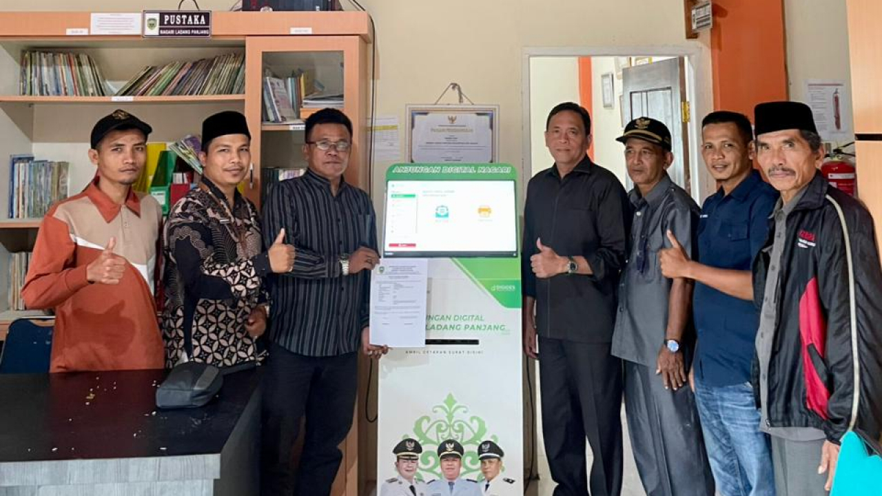 Tinjau Langsung Pelayanan, Ketua Komisi 1 DPRD Sumbar Apresiasi Terobosan "Digital Desa" Nagari Ladang Panjang