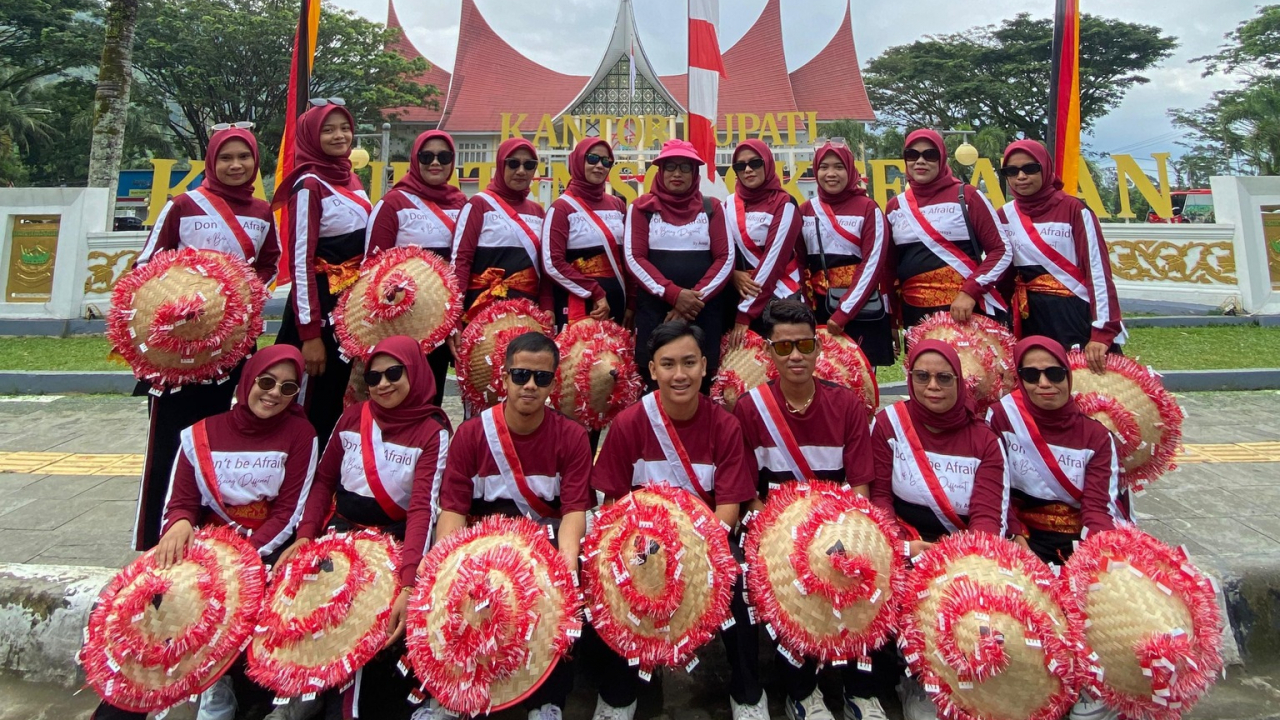 NAGARI PADANG AIR DINGIN BERTABUR JUARA DI PERINGATAN HUT RI KE-80