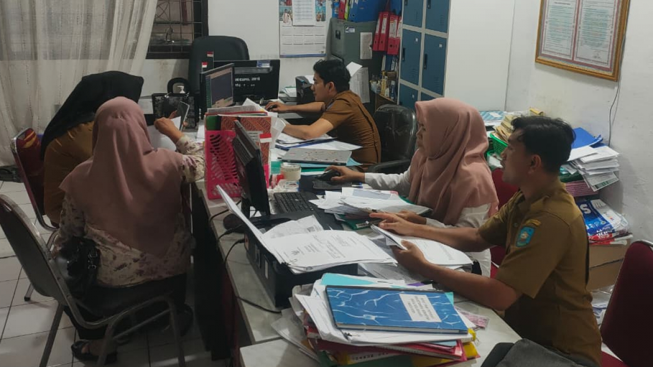 Pelayanan Administrasi Kependudukan Warga Desa Silungkang Oso