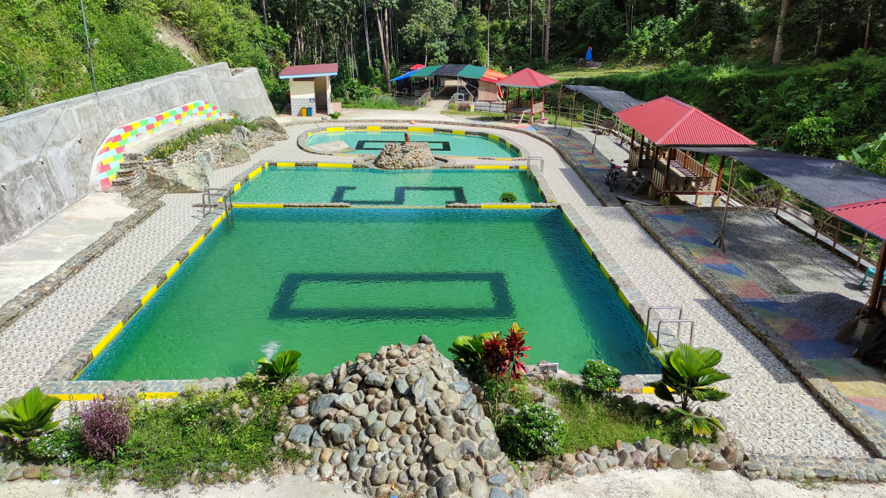Kolam Renang Mudiak Lugha