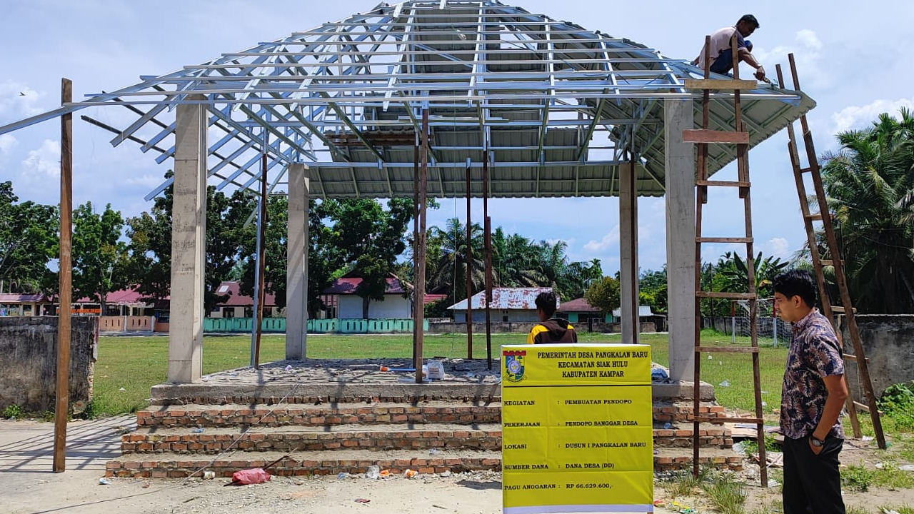 **Pembangunan Pendopo Sanggar di Desa Pangkalan Baru untuk Meningkatkan Pemberdayaan Masyarakat**