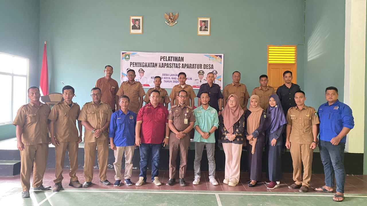 PELATIHAN PENINGKATA KAPASITAS APARATUR DESA