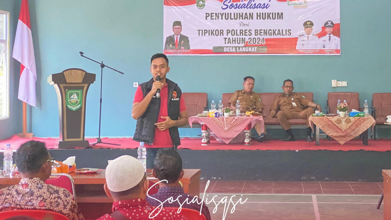Penyuluhan Hukum Bagi Perangkat Desa