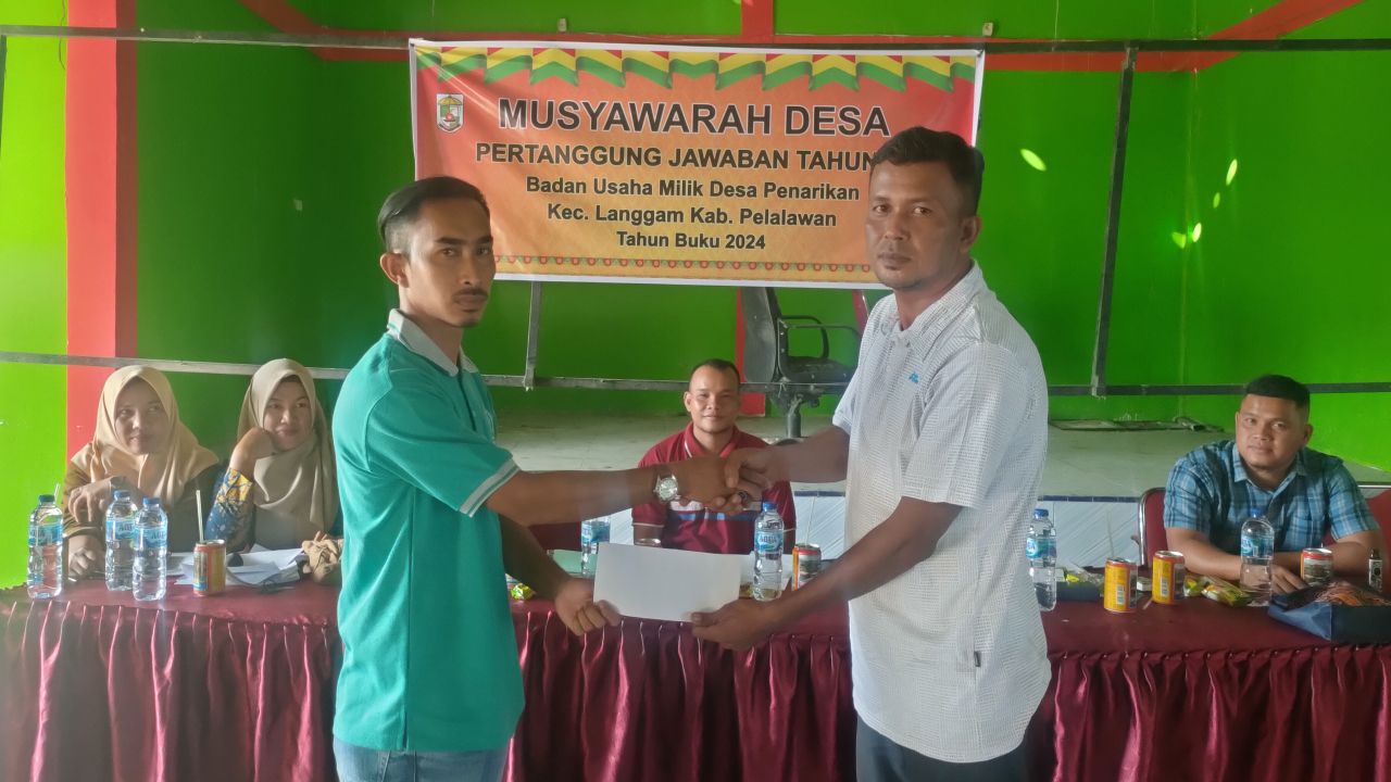 Musyawarah Desa Pertanggungjawaban Tahunan BUMDes Penarikan Sejahtera Digelar di Gedung Serba Guna