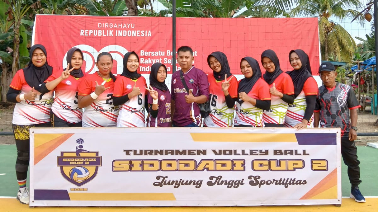 Meriahnya Turnamen Bola Voli putri Desa Sidodadi