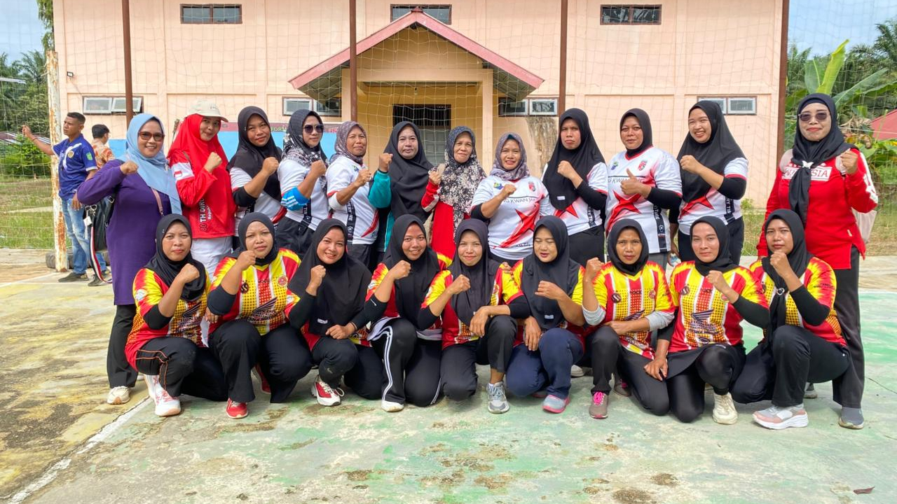 PKK Sungai Sahut Unjuk Gigi di Turnamen Voli Jambore PKK