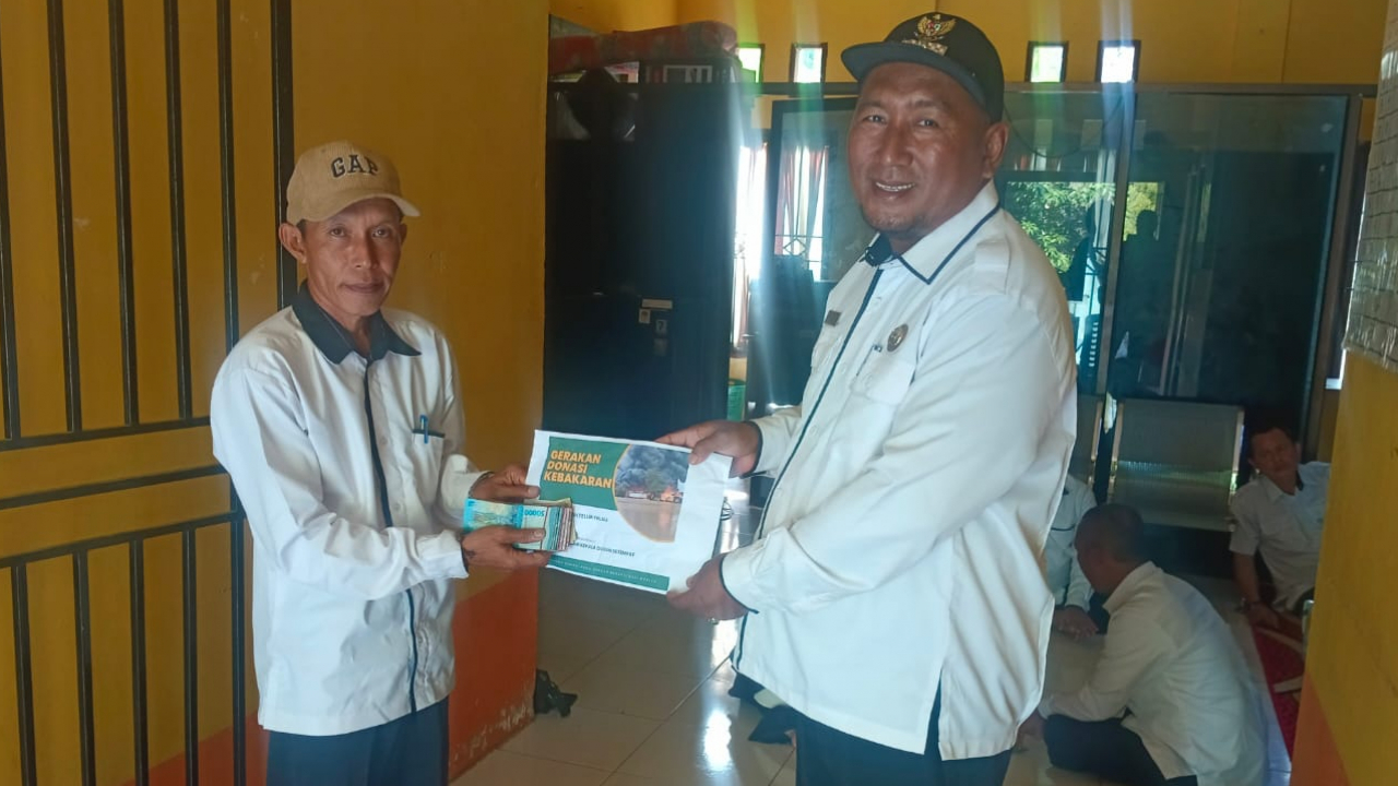 Solidaritas! Warga Pudin Darat Bantu Korban Kebakaran Nilau