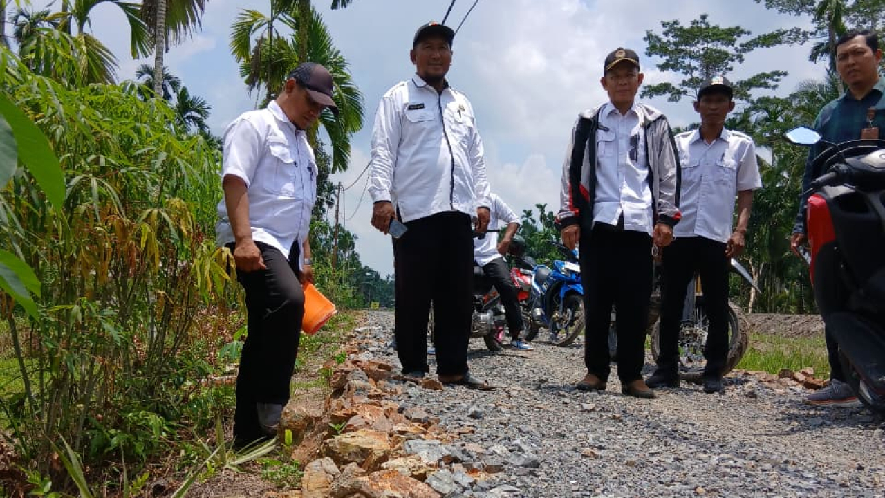 Monitoring dan Evaluasi Realisasi Dana Desa Parit Pudin