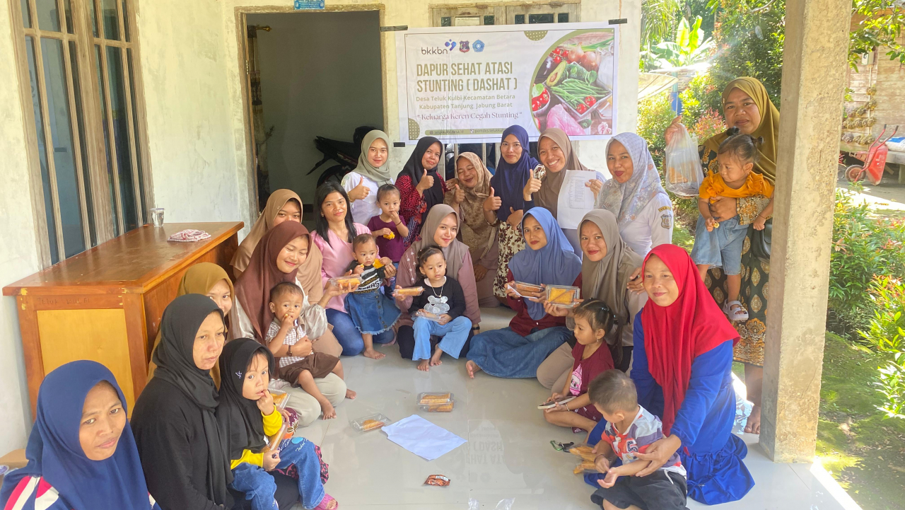 Demo Masak "Dapur Sehat Atasi Stunting" di Desa Teluk Kulbi