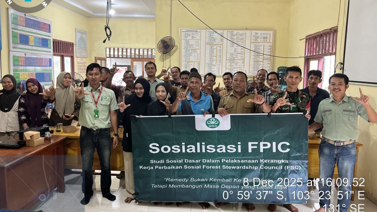 Sosialisasi FPIC untuk Pengelolaan Hutan Lestari di Desa