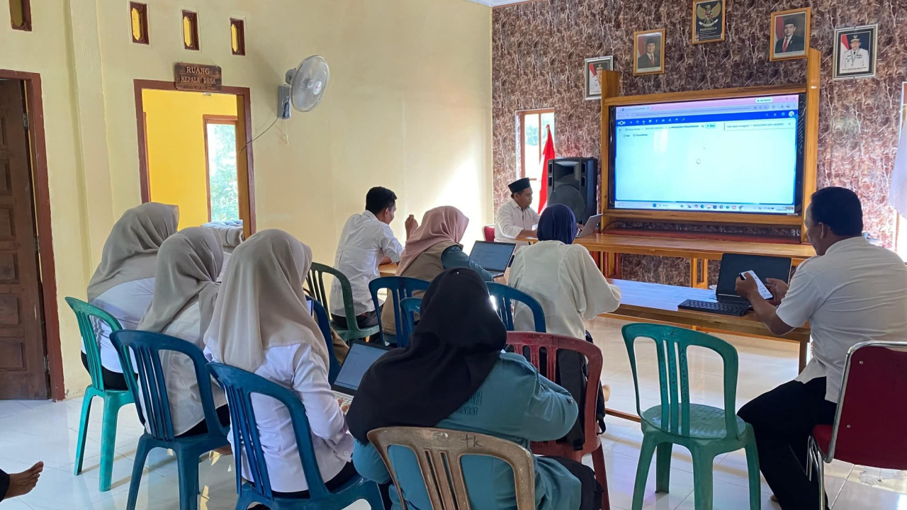 Berikut adalah draf berita yang sudah disesuaikan secara spesifik dengan lokus kegiatan di Desa Teluk Kulbi: Sasar Desa Teluk Kulbi, Inspektorat dan PMD Tanjab Barat Gelar Pembinaan Dana Desa & Monev Desa Anti Korupsi 2026
