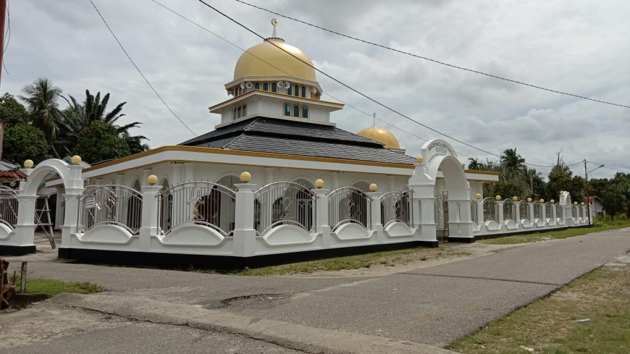 MASJID ASYSYUHADA' PASAR LUBUK LANDAI
