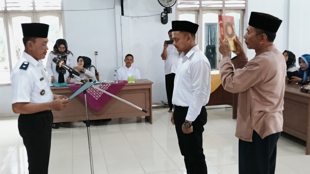 Pelantikan Perangkat Desa Sidorejo